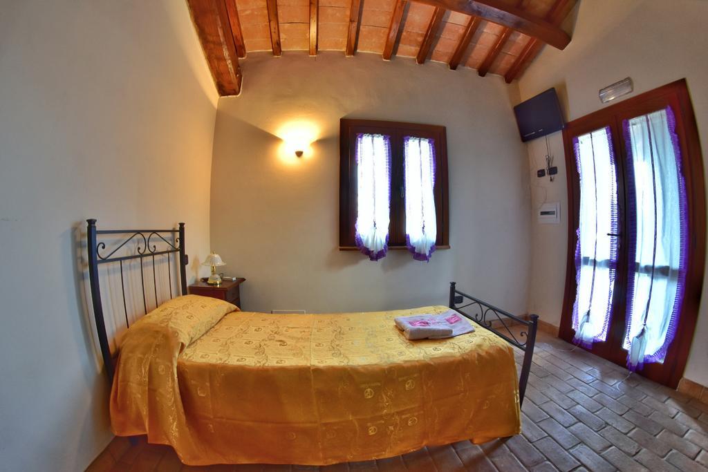 Agriturismo Isola Verde Sant'Urbano Экстерьер фото